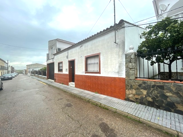 Single-family semi-detached for sale in Extremadura, La Roca de la Sierra