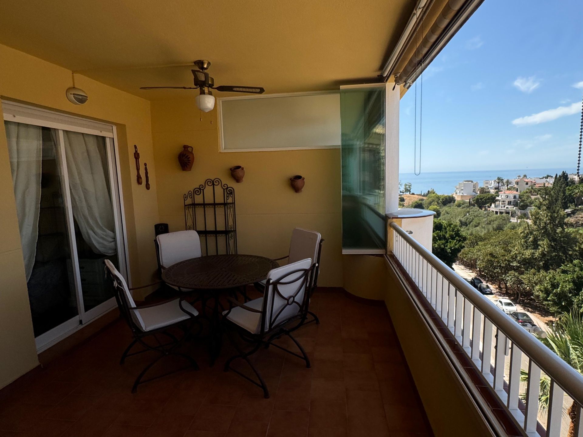 Terrassa de Àtic de lloguer en Fuengirola amb Aire condicionat, Terrassa i Moblat