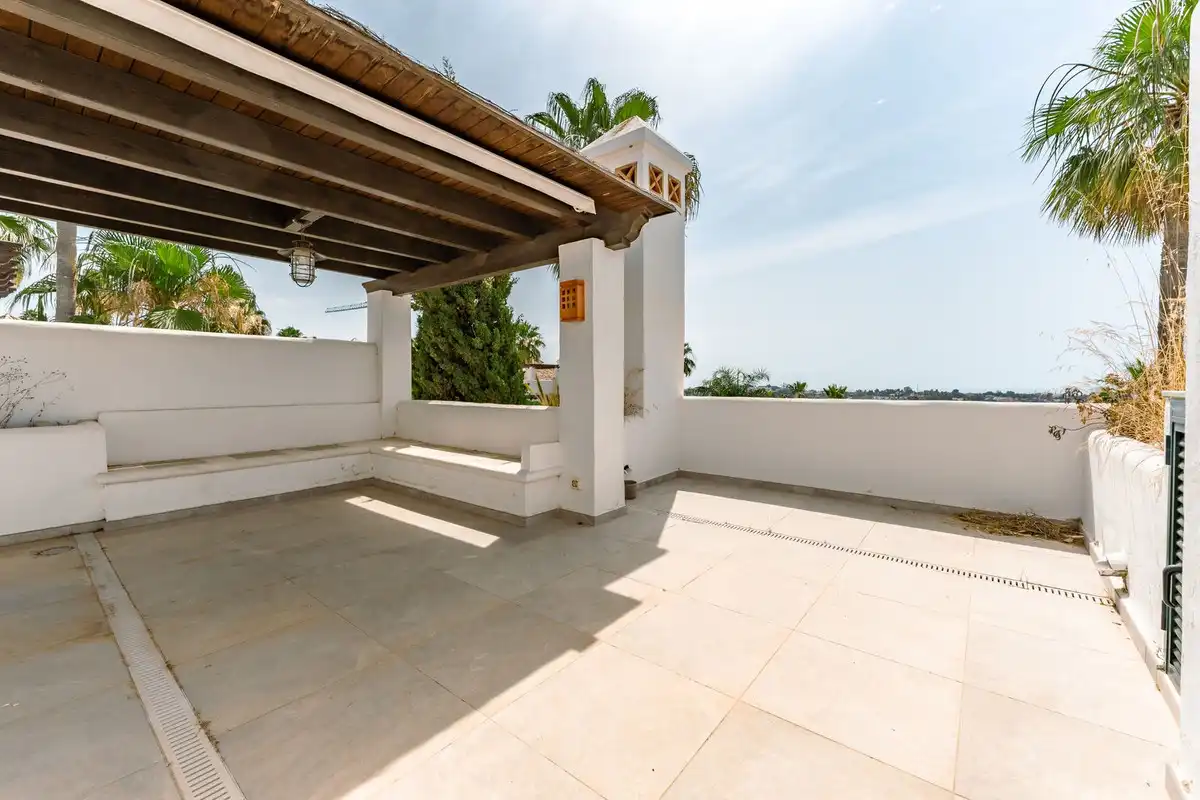 Reihenhaus mit Pool zum Verkauf in El Paraíso, imagen 26