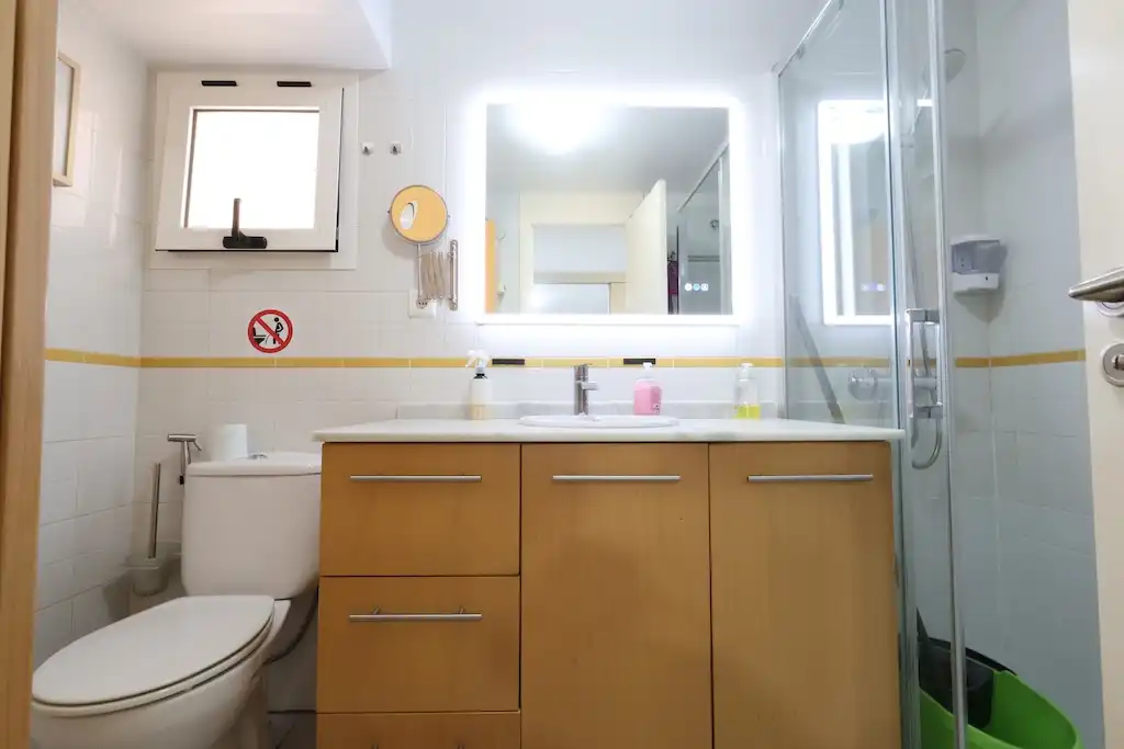 Baño de Apartamento en venta en Orihuela con Aire acondicionado, Calefacción y Terraza