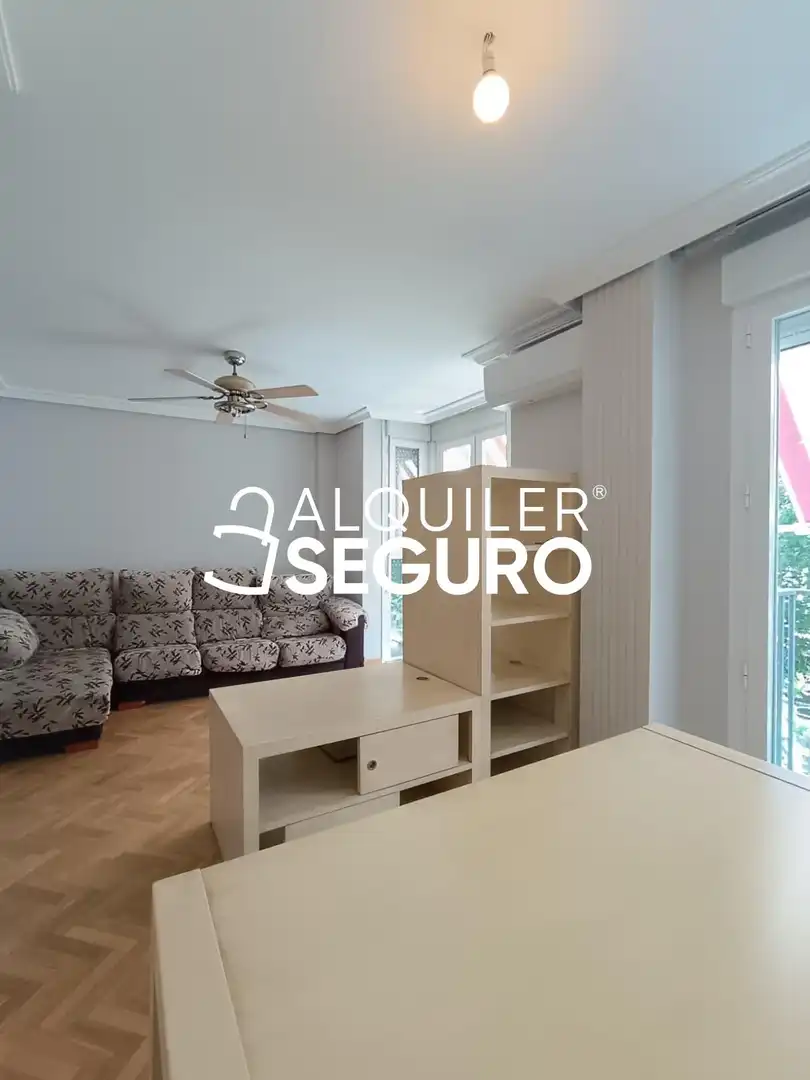 Living room of Flat for rent in Leganés  with Heating, Storage room and Furnished