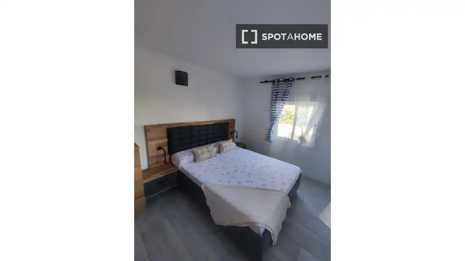 Habitación de Apartamento para compartir en Llucmajor con Aire acondicionado, Terraza y Amueblado