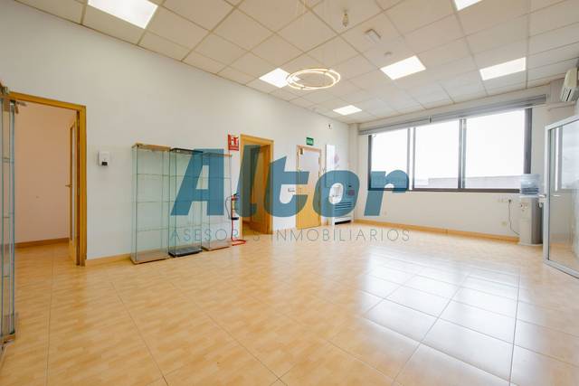 Oficina en Venta en DE LUIS I en Ensanche de Vallecas - La Gavia