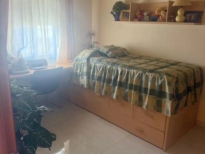 Adossat amb piscina en venda a Médico Rafael Molero Cabrilla 12, imagen 7