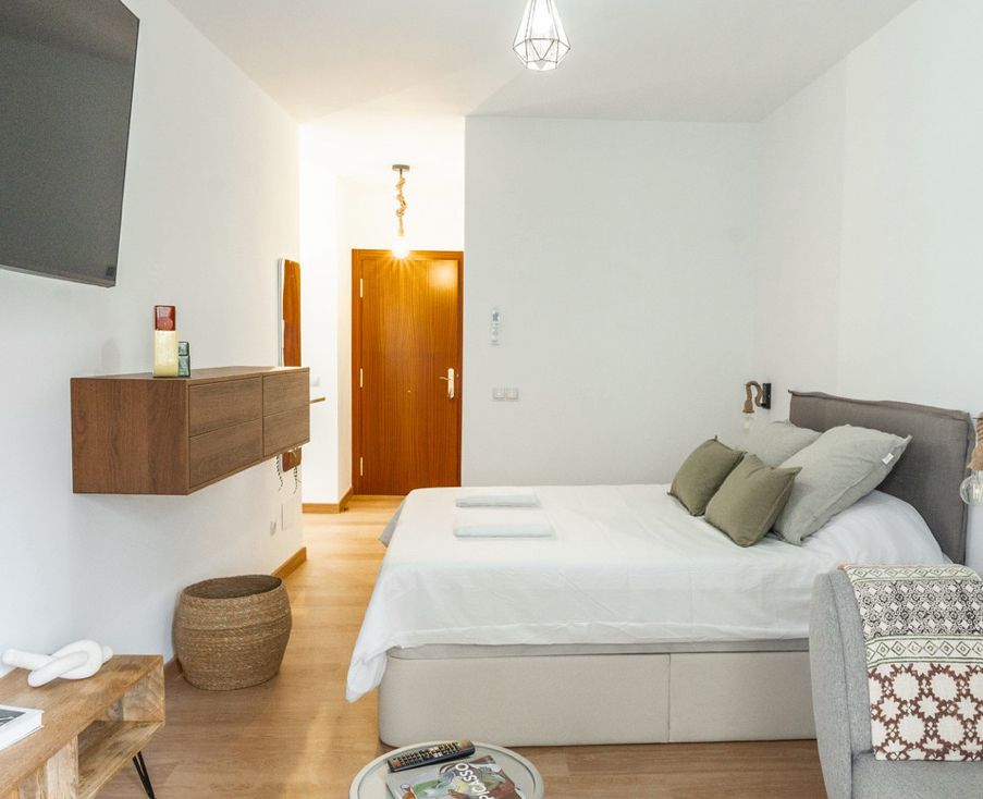 Habitación de Piso en venta en Marbella con Amueblado, Horno y Lavadora