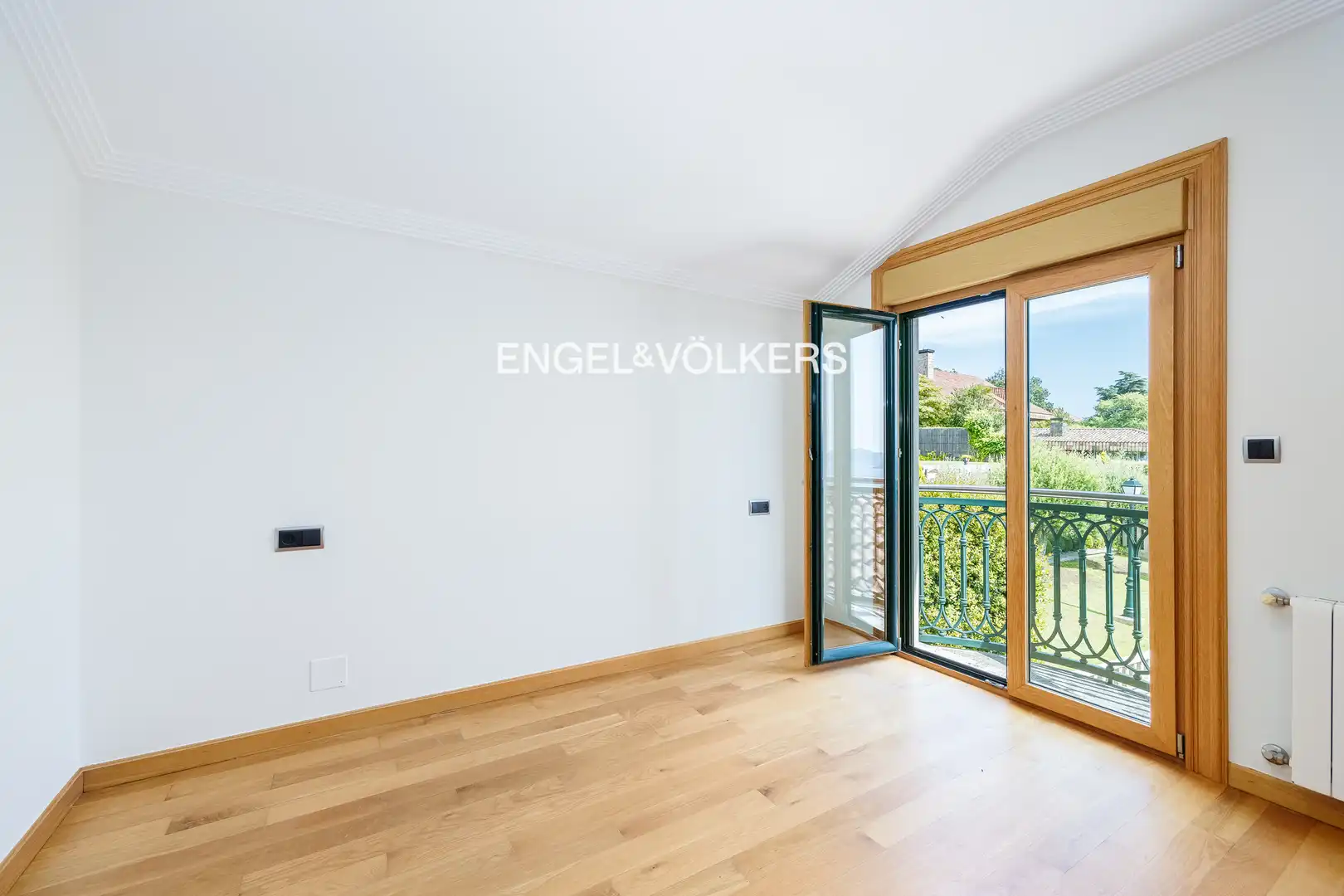 Vista exterior de Casa o chalet en venta en Nigrán con Calefacción, Jardín privado y Piscina