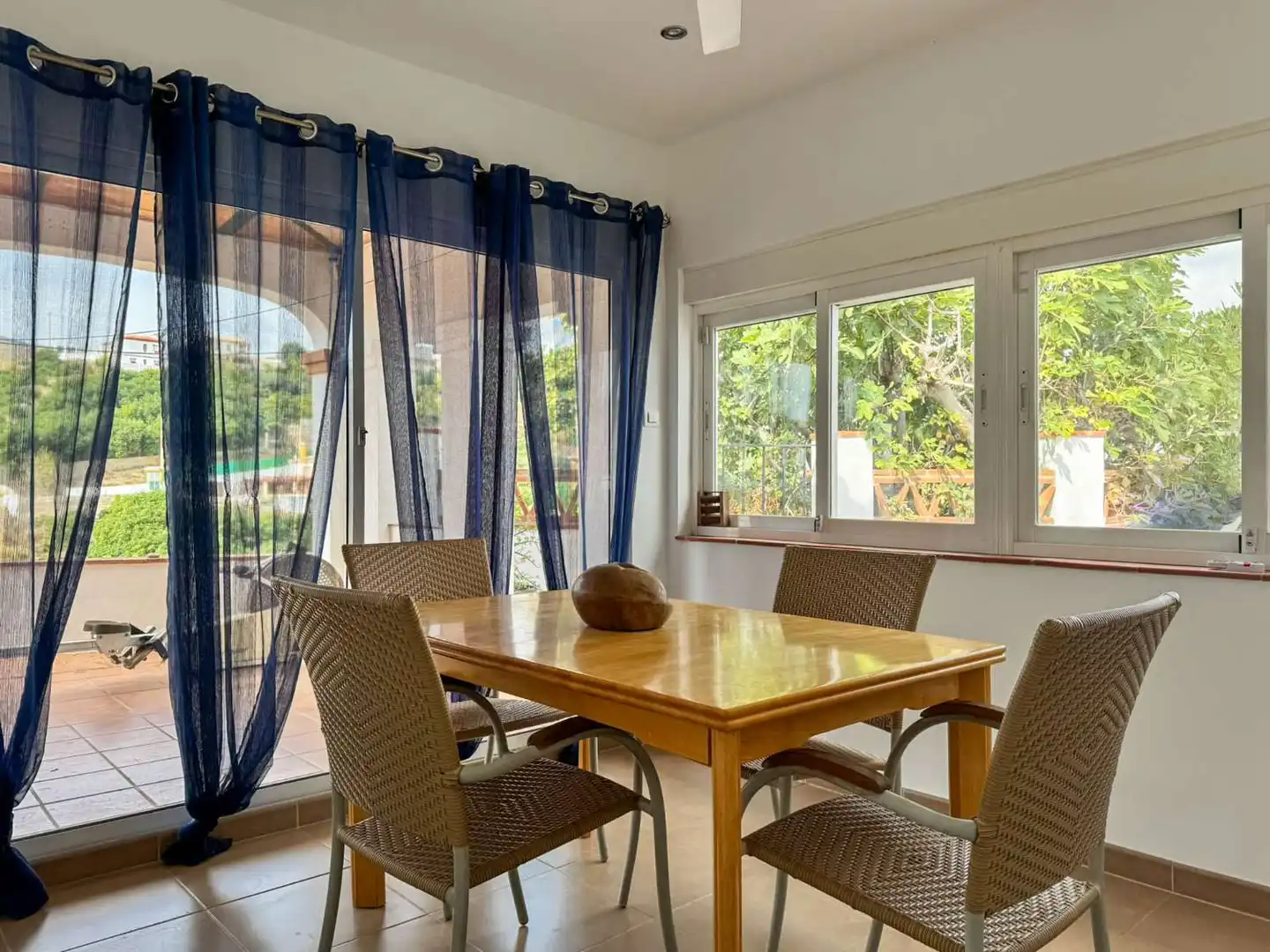 Esszimmer von Country house zum Verkauf in Salobreña mit Klimaanlage, Terrasse und Abstellraum