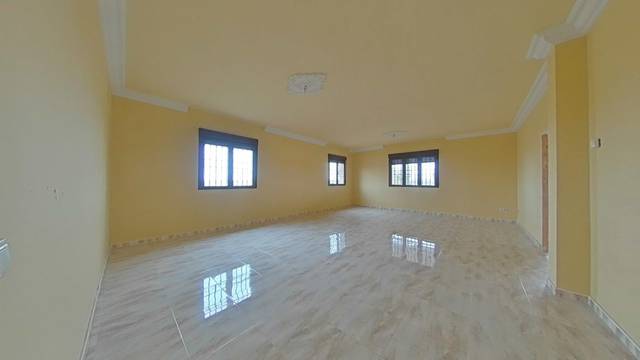 Casa-chalet en Venta en  Alcotan en Layos