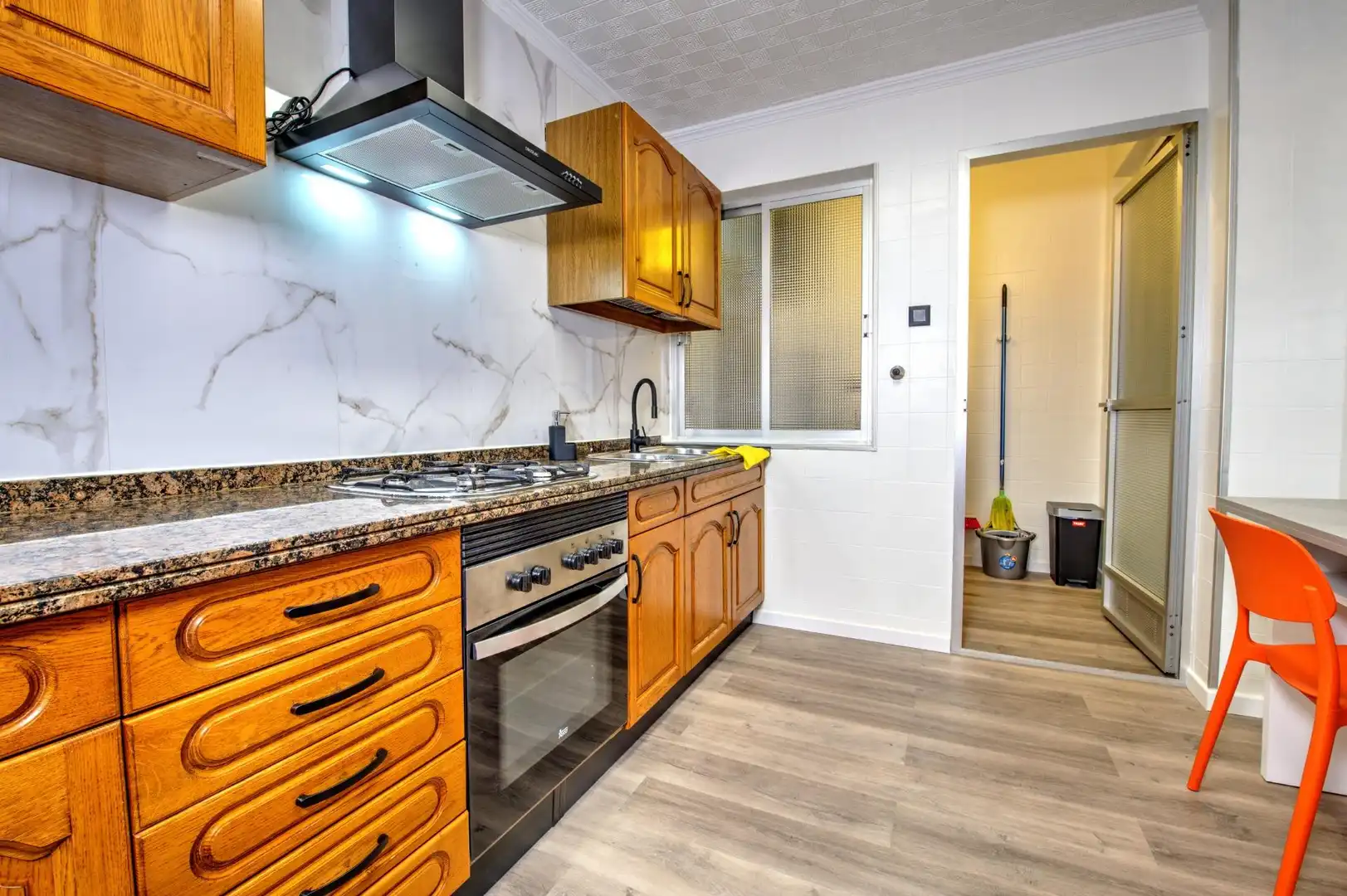 Kitchen of Flat for share in Alicante / Alacant