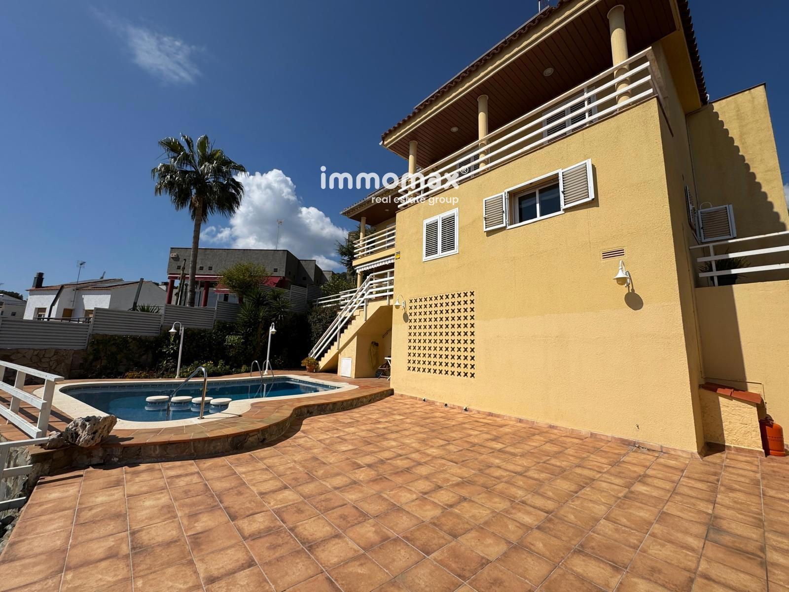 Exterior view of House or chalet for sale in Viladecans  with Air Conditioner, Heating and Terrace
