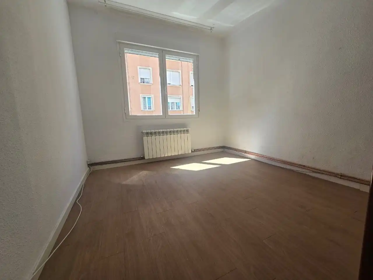 Schlafzimmer von Wohnungen zum Verkauf in  Logroño mit Heizung und Abstellraum