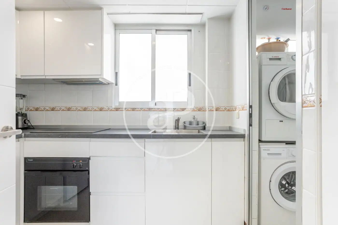 Kitchen of Flat for sale in Sueca  with Air Conditioner, Heating and Balcony