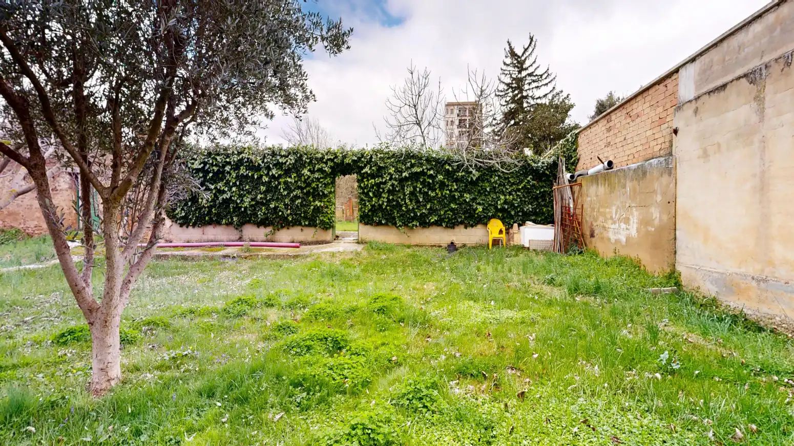 Houses for sale in Tafalla  with Heating, Private garden and Parquet flooring