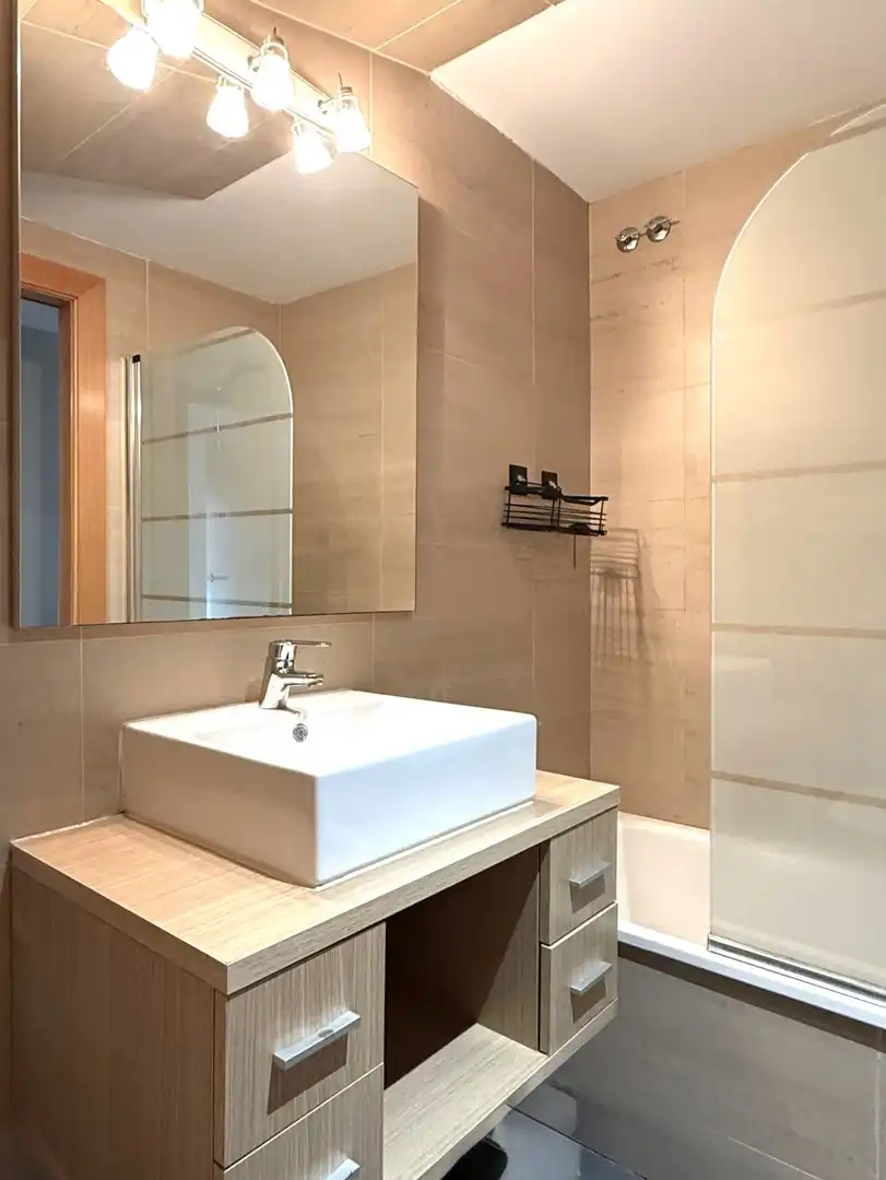 Baño de Piso en venta en Sant Boi de Llobregat con Aire acondicionado y Calefacción