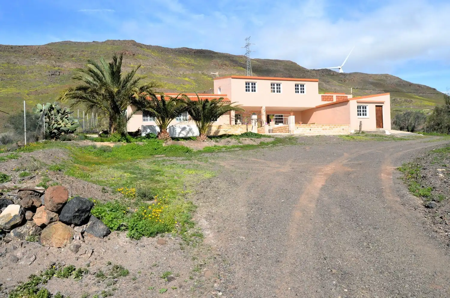 Vista exterior de Casa o xalet en venda en Tuineje amb Aire condicionat, Jardí privat i Terrassa