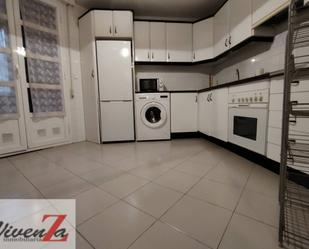 Flat for sale in Galicia, San Lázaro