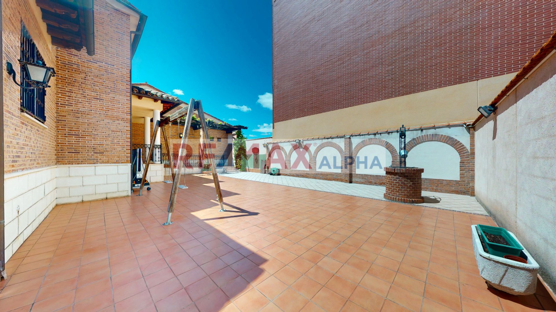 Terrassa de Casa o xalet en venda en Medina del Campo amb Calefacció, Jardí privat i Terrassa
