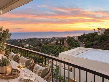 Apartment with pool to rent in Río Real - Los Monteros