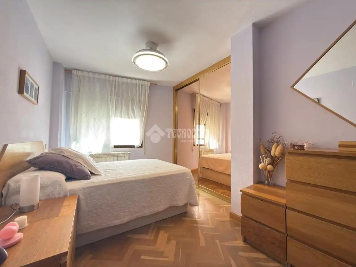 Habitación de Piso en venta en Alcobendas con Aire acondicionado, Parquet y Balcón