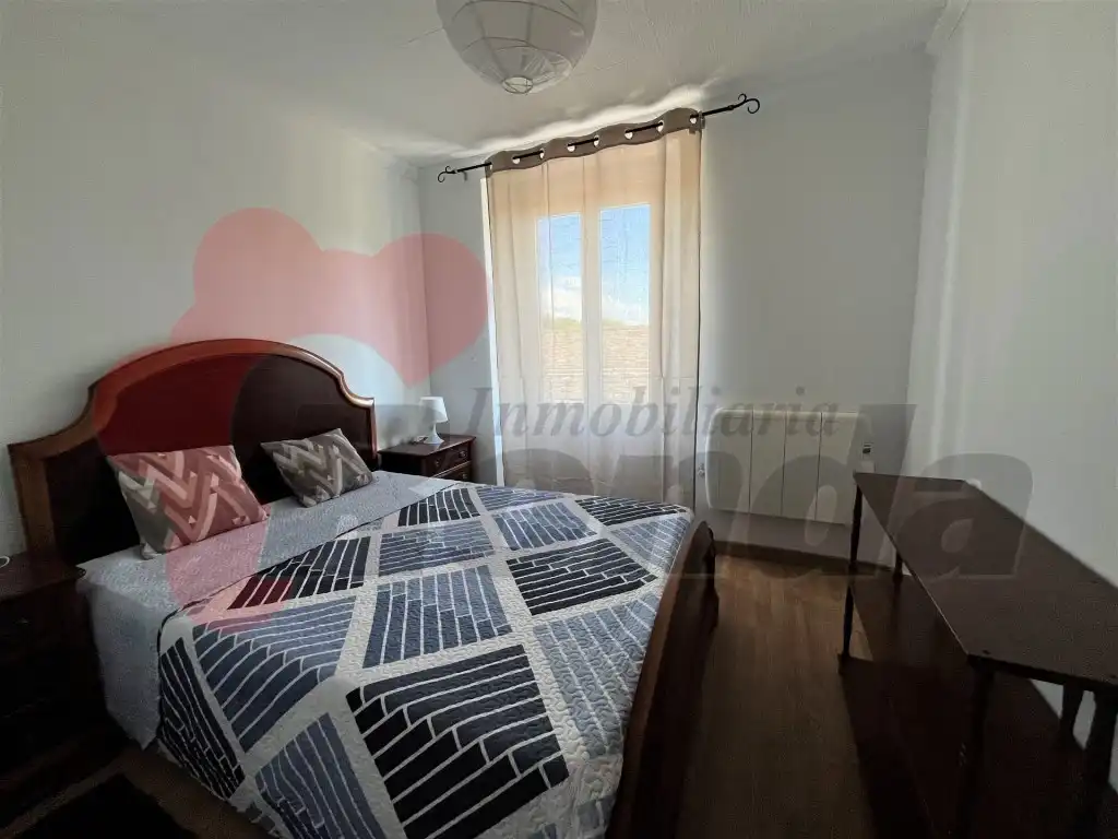 Habitación de Estudio de alquiler en Lugo con Amueblado