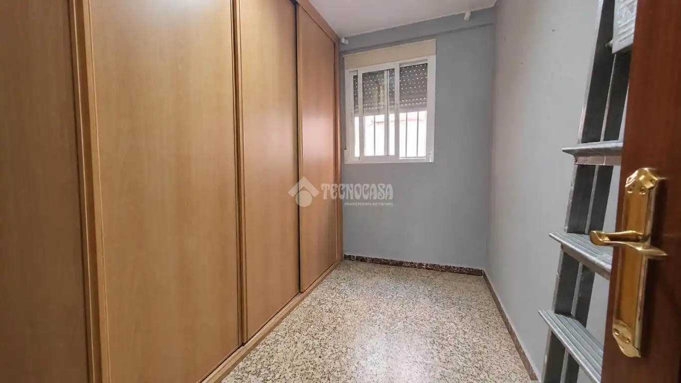Habitación de Piso en venta en Sevilla