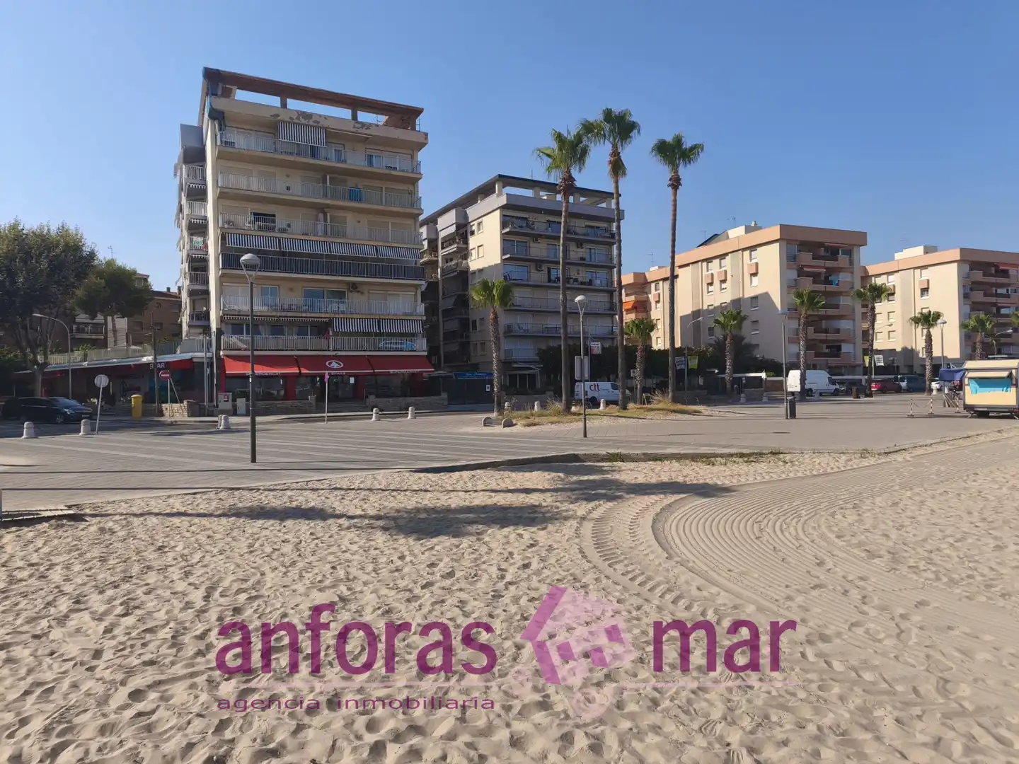 Vista exterior de Piso en venta en Torredembarra con Calefacción y Terraza