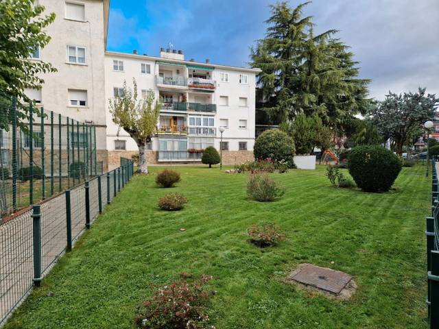 Piso en Venta en Urbanización Princialba, 4 en Los Negrales