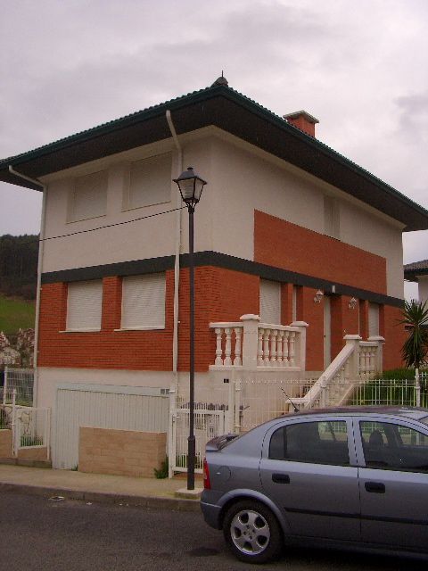 Vista exterior de Pis en venda en Castro-Urdiales