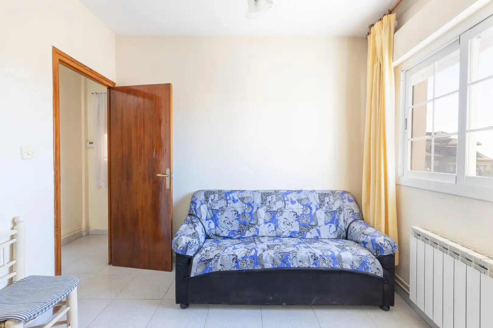 Living room of Buildings for sale in La Zubia