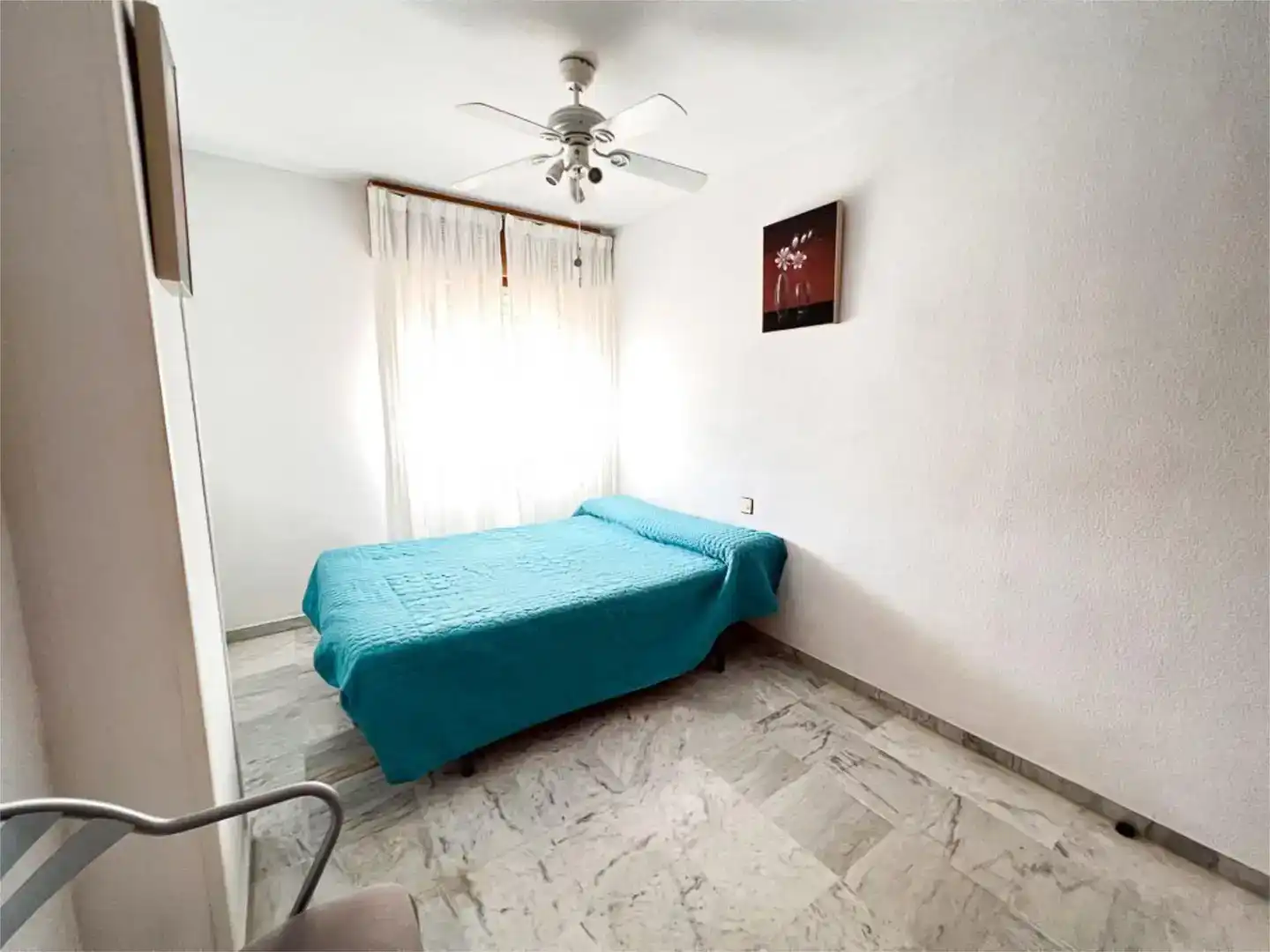 Schlafzimmer von Wohnungen zur Miete in Salobreña mit Schwimmbad und Balkon