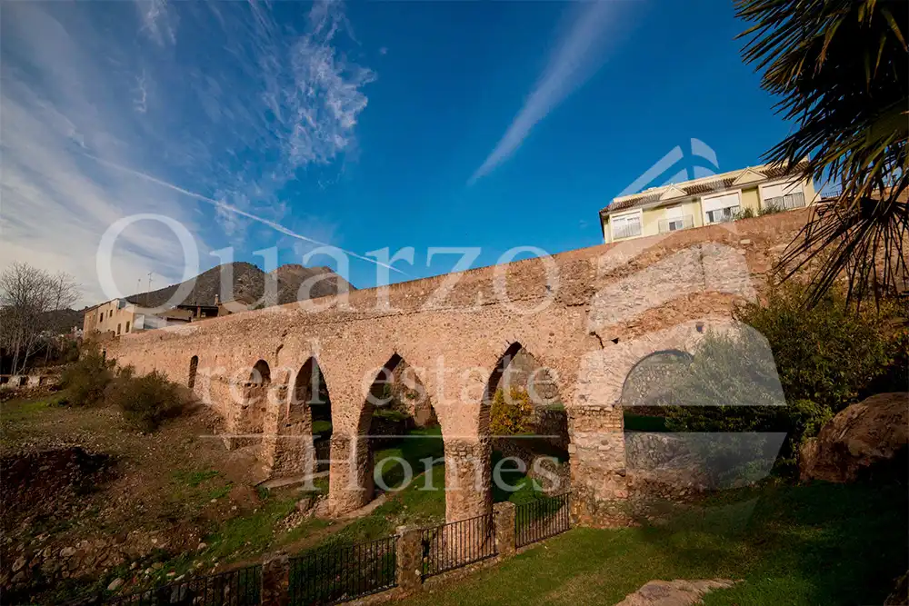 Vista exterior de Pis en venda en La Vall d'Uixó