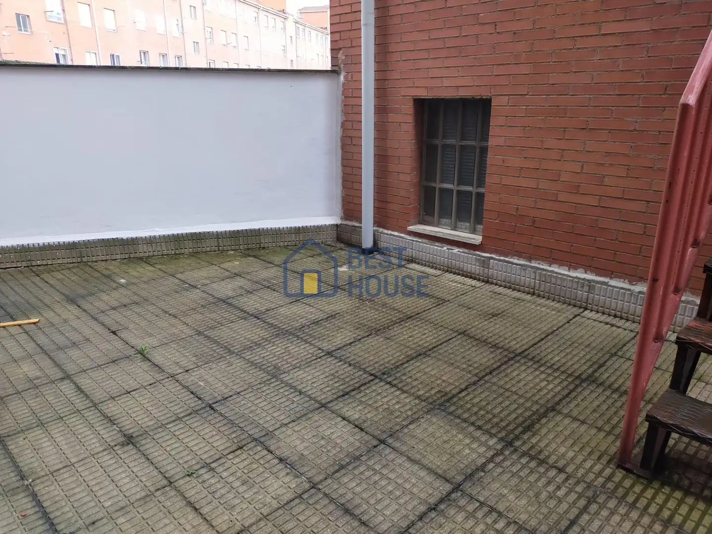 Terraza de Apartamento de alquiler en San Andrés del Rabanedo con Calefacción y Amueblado