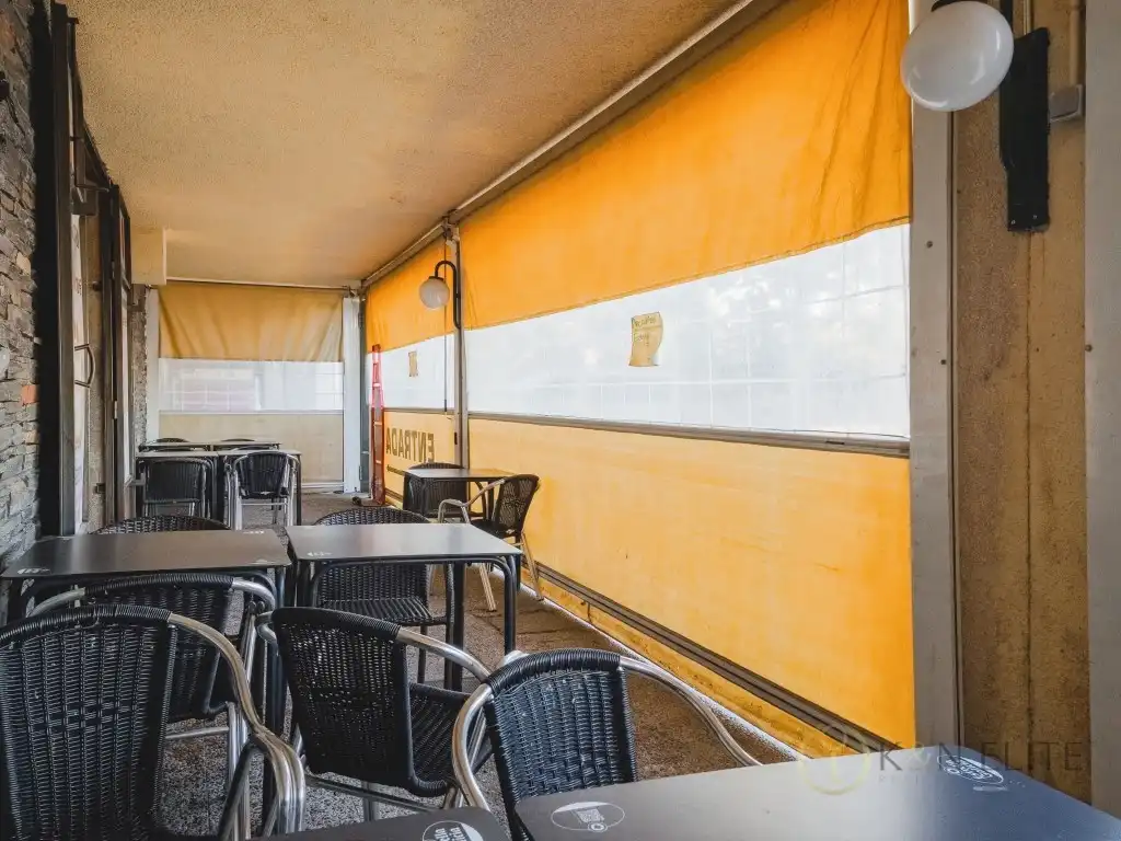 Local comercial en venta en Avenida Monteclaro, imagen 5
