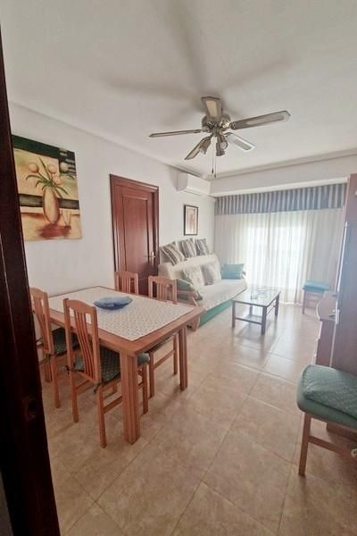 Sala d'estar de Pis en venda en Alicante / Alacant amb Aire condicionat i Terrassa