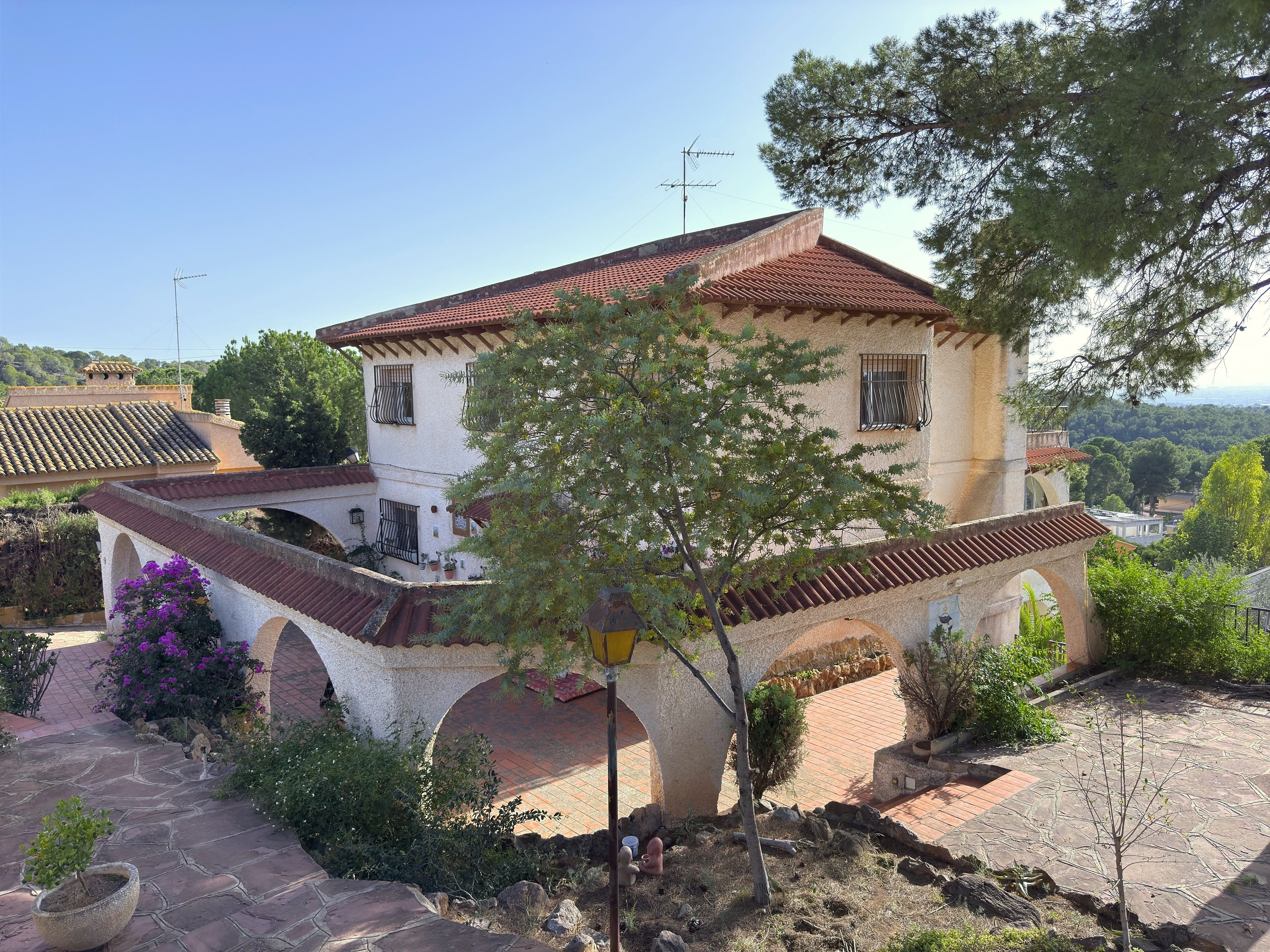 Vista exterior de Casa o xalet en venda en Náquera amb Jardí privat, Terrassa i Piscina