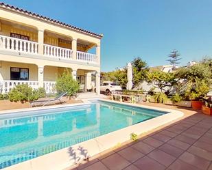 Piscina de Casa o xalet en venda en El Vendrell amb Calefacció, Terrassa i Piscina