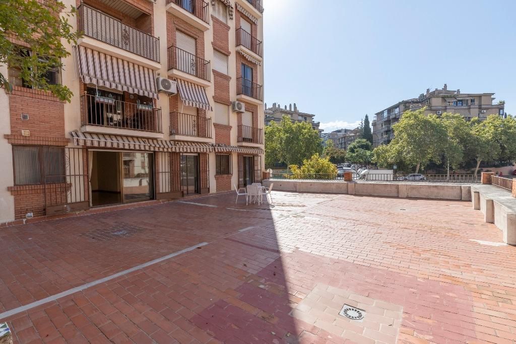 Exterior view of Flat for sale in  Granada Capital  with Heating, Terrace and Storage room