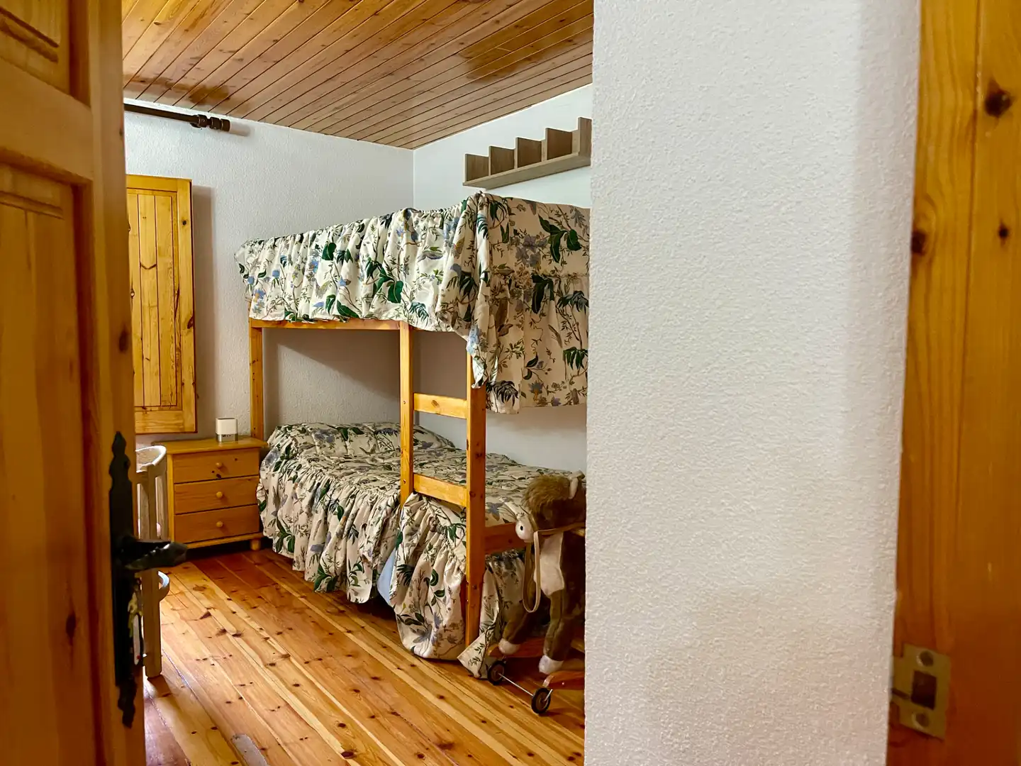 Habitación de Ático en venta en Setcases con Calefacción, Terraza y Amueblado
