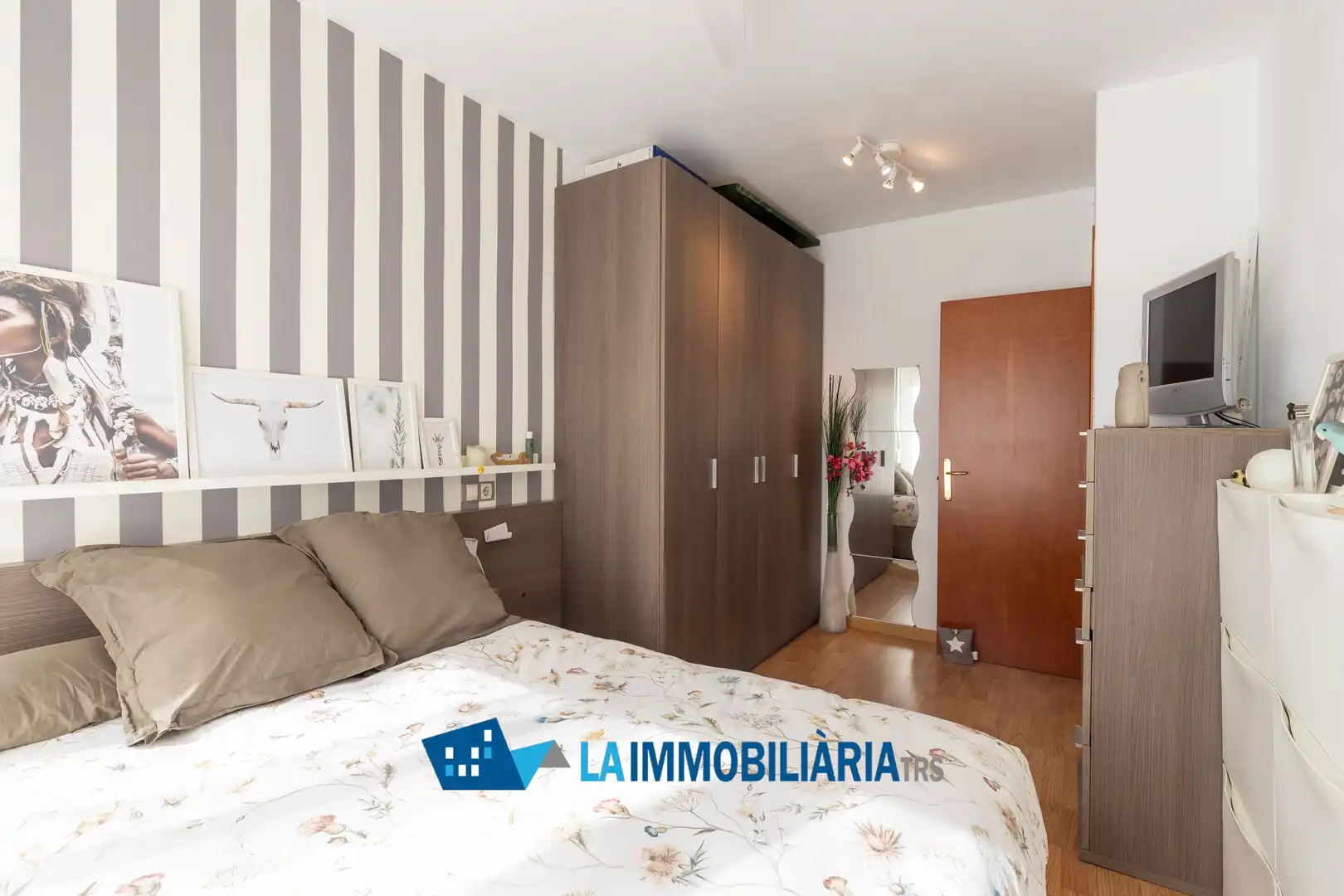 Dormitori de Pis en venda en Terrassa amb Aire condicionat, Calefacció i Balcó