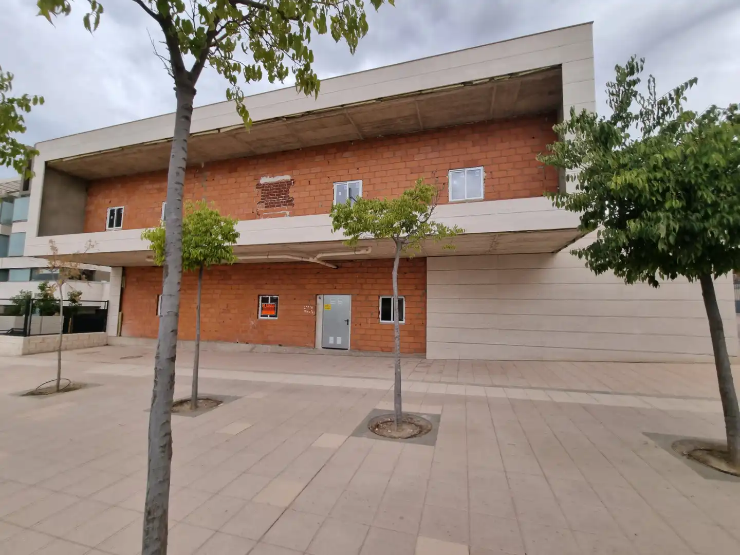 Vista exterior de Local en venta en San Sebastián de los Reyes