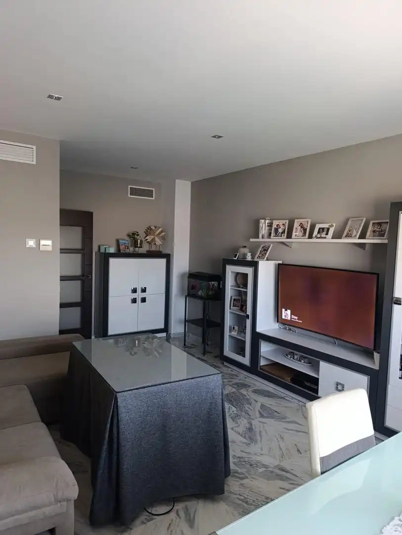Sala de estar de Piso en venta en Badajoz con Trastero y Piscina comunitaria