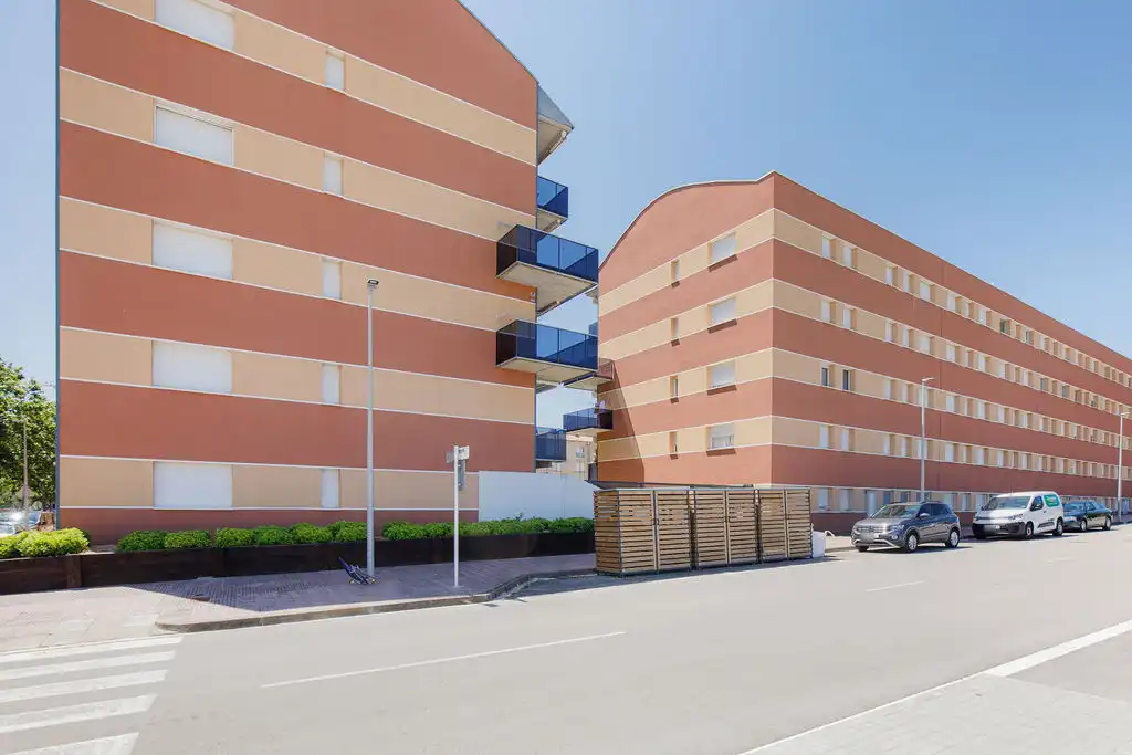 Vista exterior de Pis en venda en Calonge i Sant Antoni amb Piscina