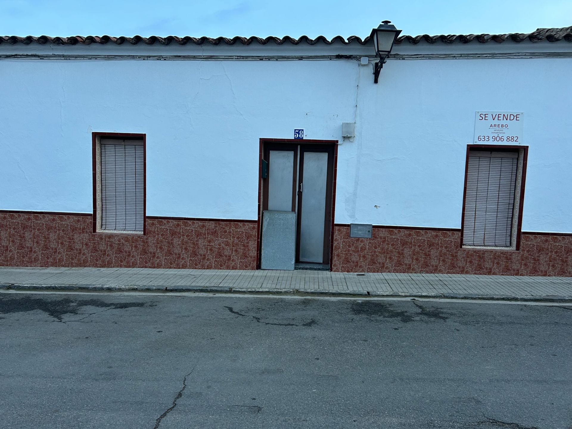 Vista exterior de Casa o xalet en venda en Bodonal de la Sierra amb Moblat