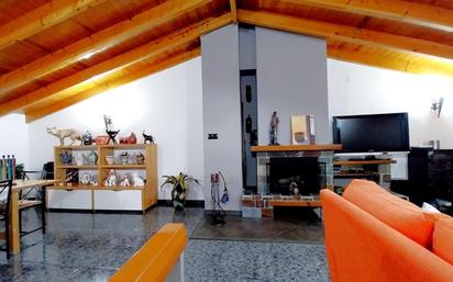 Living room of House or chalet for sale in Terrassa  with Air Conditioner, Heating and Private garden