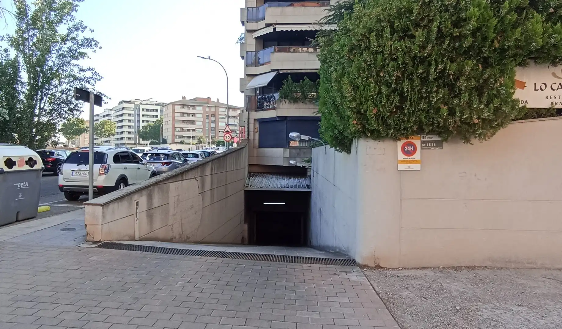 Parking de Garaje de alquiler en Lleida con Alarma