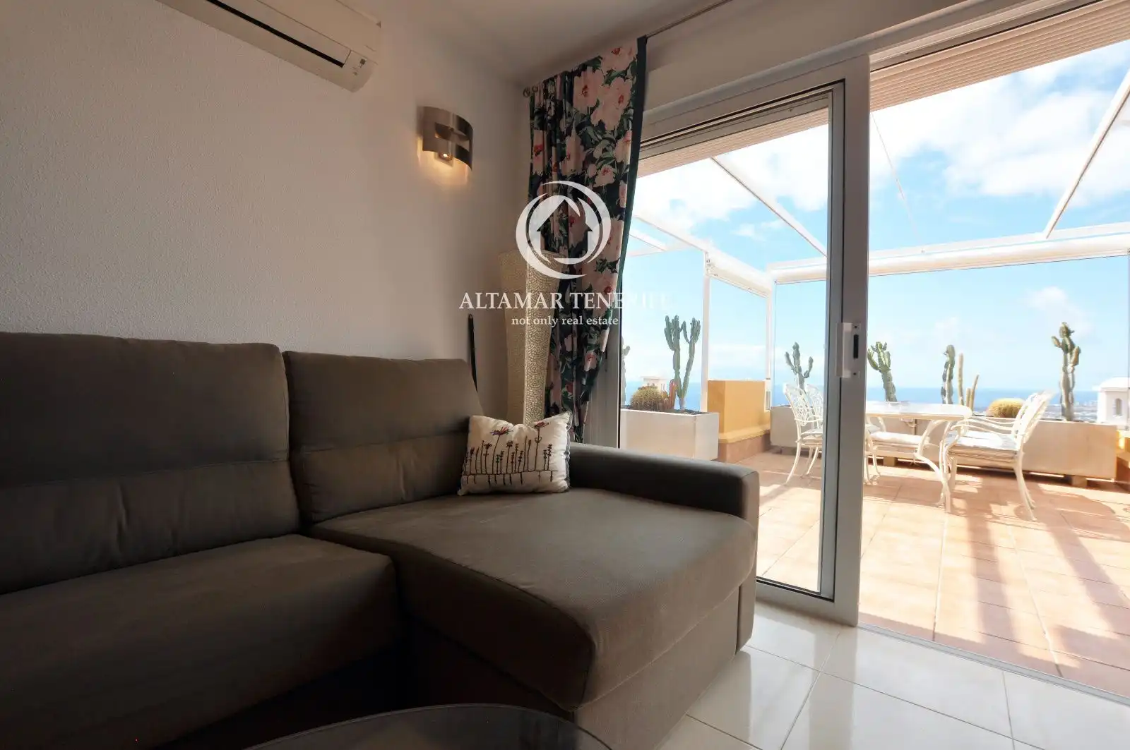Terrassa de Apartament de lloguer en Adeje amb Terrassa, Traster i Piscina