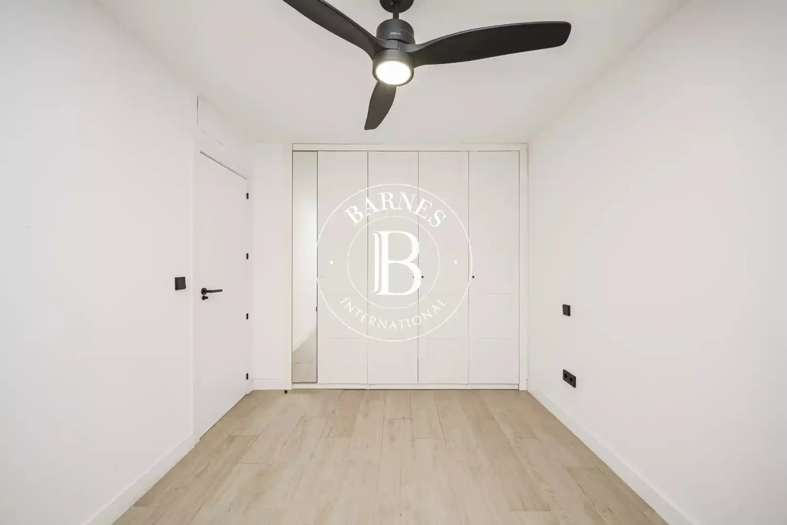 Bedroom of Flat for rent in Madrid  with Air Conditioner, Heating and Oven