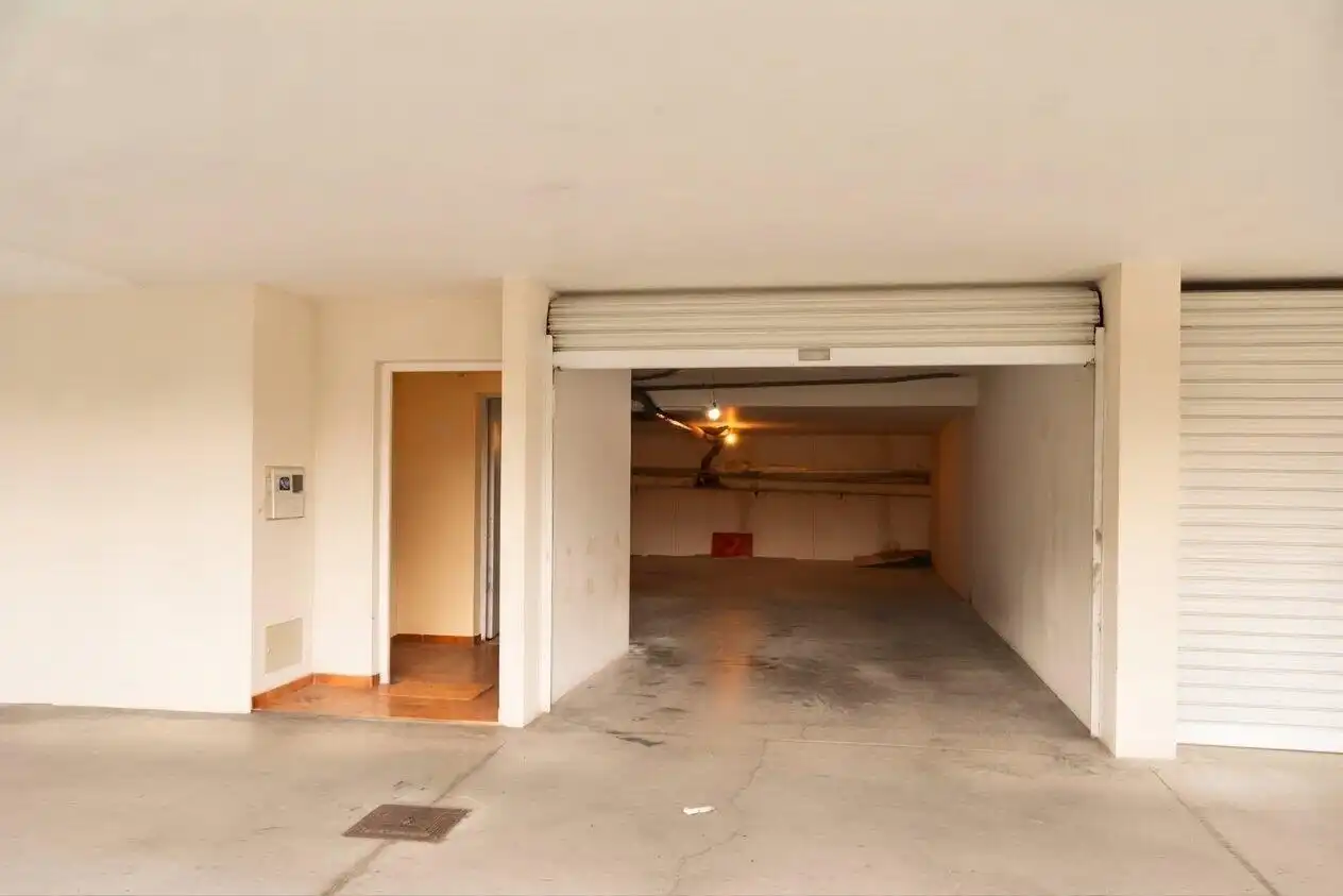 Parking of Houses for sale in Valdefresno, León