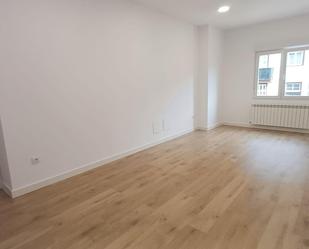 Sala d'estar de Pis de lloguer en Santander amb Calefacció, Terrassa i Balcó