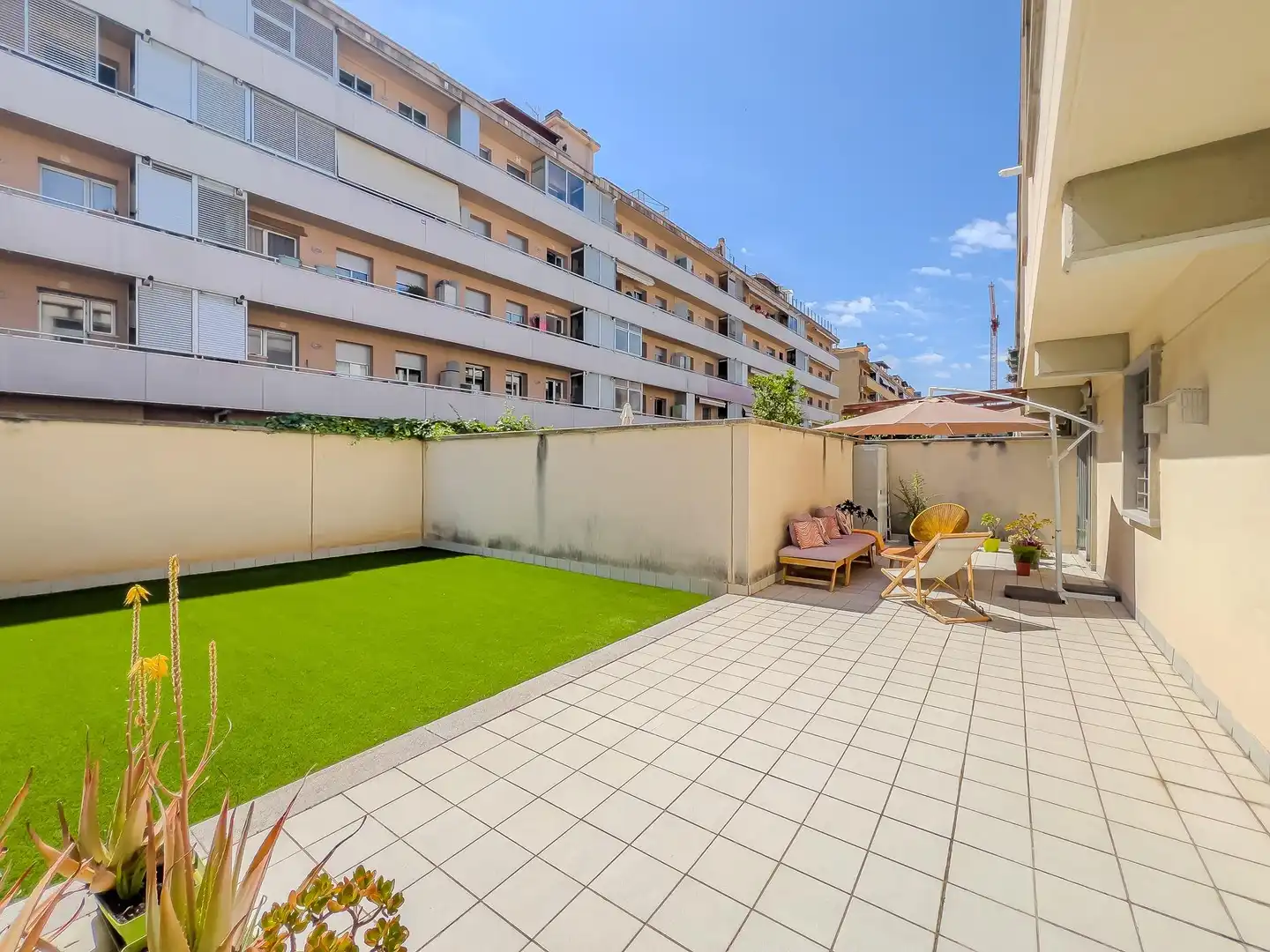 Terrasse von Erdgeschoss zum Verkauf in Viladecans mit Heizung, Terrasse und Gemeinschaftspool